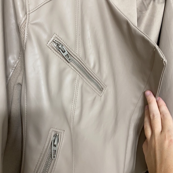 BlankNYC Cream Faux Leather Jacket - Picture 5 of 7